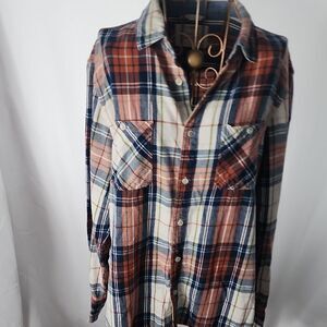 Classic Red Flannel Button Up Shirt Size M